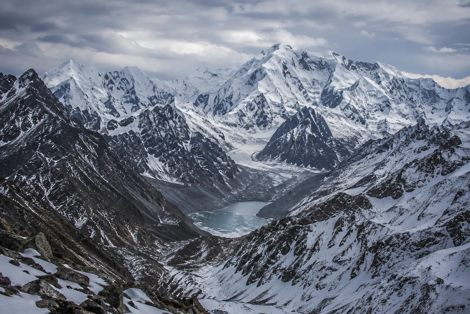 Rakhaposhi Mountain
